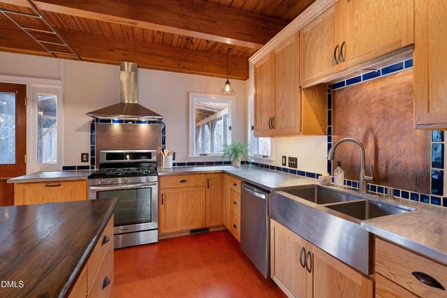 6501 Deerview Trail, Durham, NC 27712