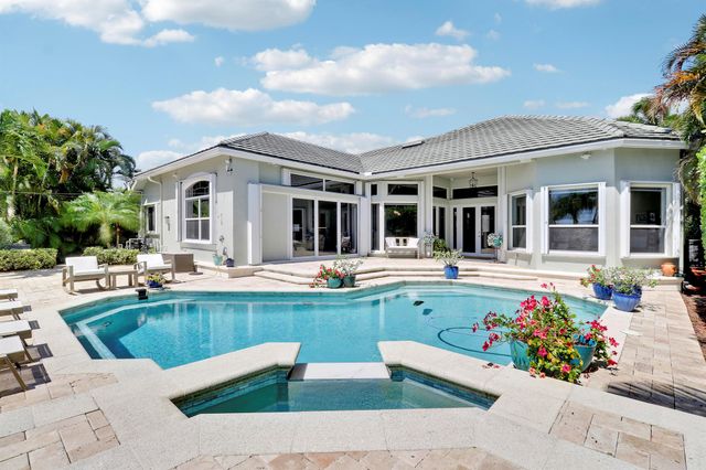19560 Gulfstream Drive, Jupiter, FL 33469