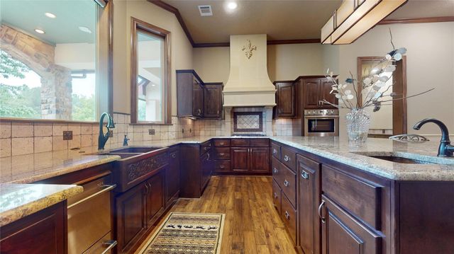 26166 Crown Ranch Blvd, Montgomery, TX 77316