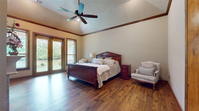 26166 Crown Ranch Blvd, Montgomery, TX 77316