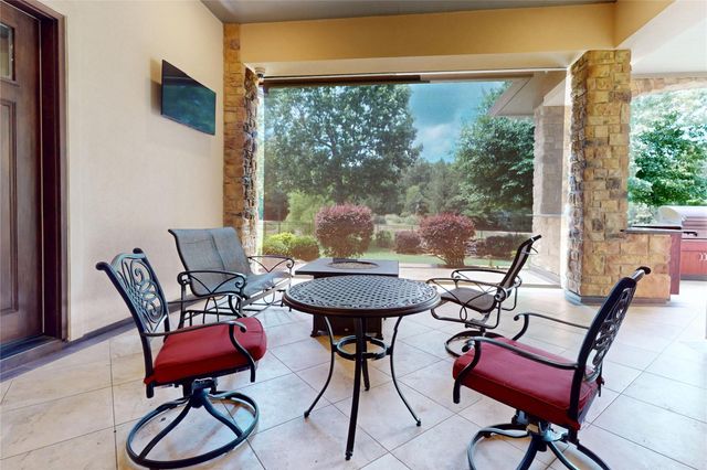 26166 Crown Ranch Blvd, Montgomery, TX 77316