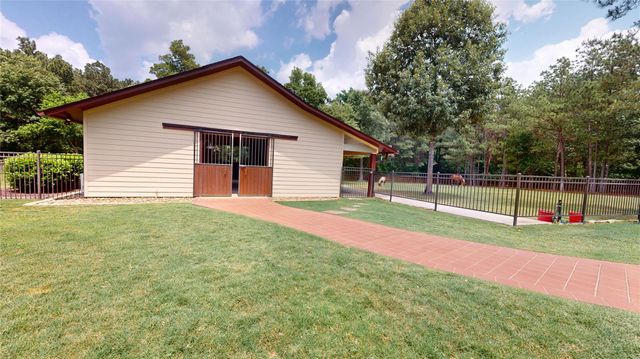 26166 Crown Ranch Blvd, Montgomery, TX 77316