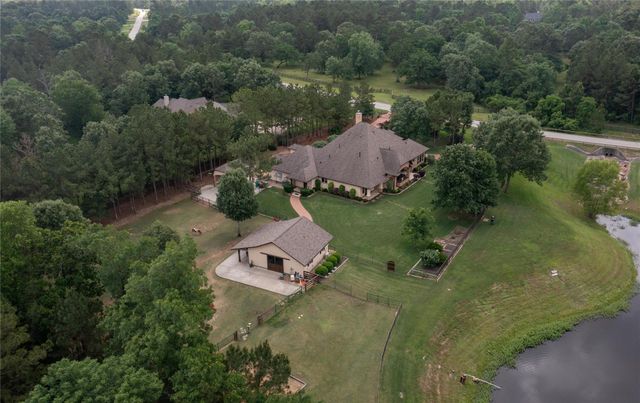 26166 Crown Ranch Blvd, Montgomery, TX 77316