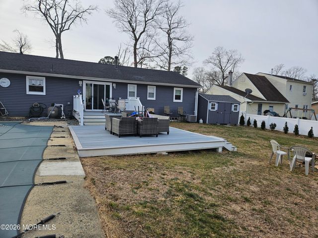 918 Raleigh Drive, Toms River, NJ 08753