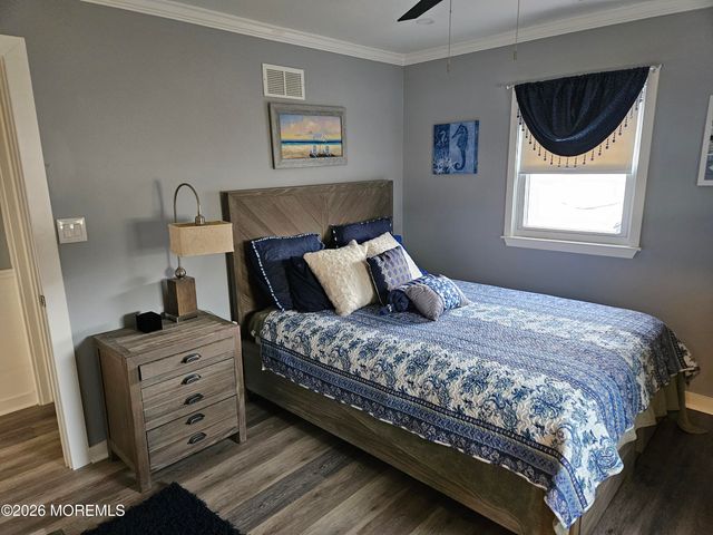 918 Raleigh Drive, Toms River, NJ 08753