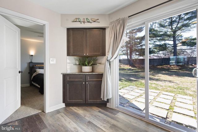 316 HUNTERS RD, Swedesboro, NJ 08085