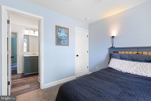 316 HUNTERS RD, Swedesboro, NJ 08085