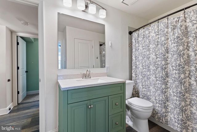 316 HUNTERS RD, Swedesboro, NJ 08085