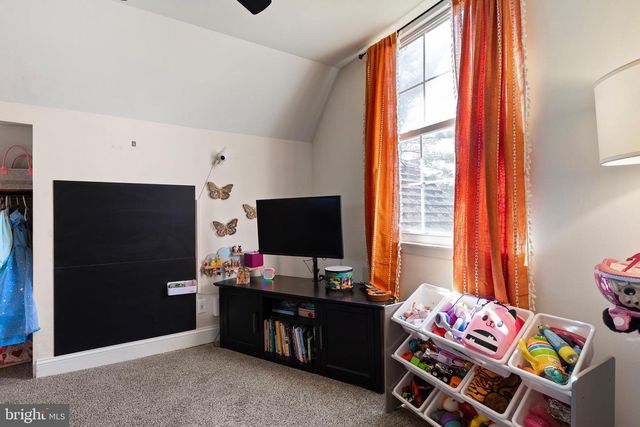 316 HUNTERS RD, Swedesboro, NJ 08085