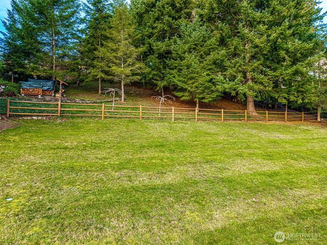 40109 278th Avenue SE, Enumclaw, WA 98022