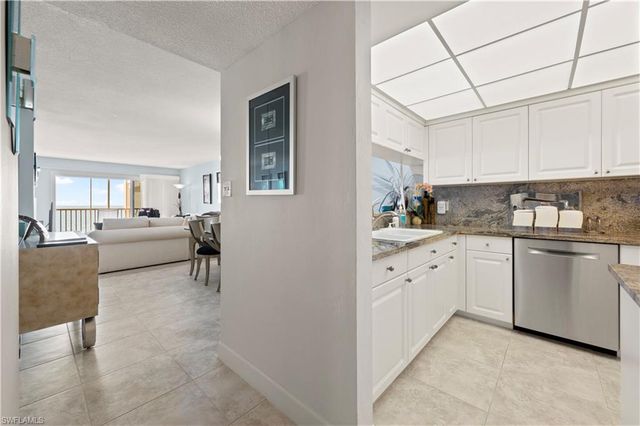 25870 Hickory BLVD # 505, Bonita Springs, FL 34134