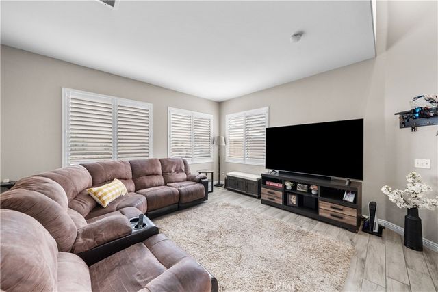 1506 Los Santos Court, Camarillo, CA 93010