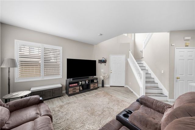 1506 Los Santos Court, Camarillo, CA 93010