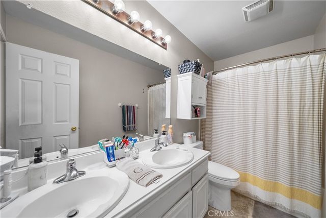 1506 Los Santos Court, Camarillo, CA 93010