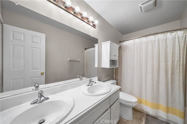 1506 Los Santos Court, Camarillo, CA 93010