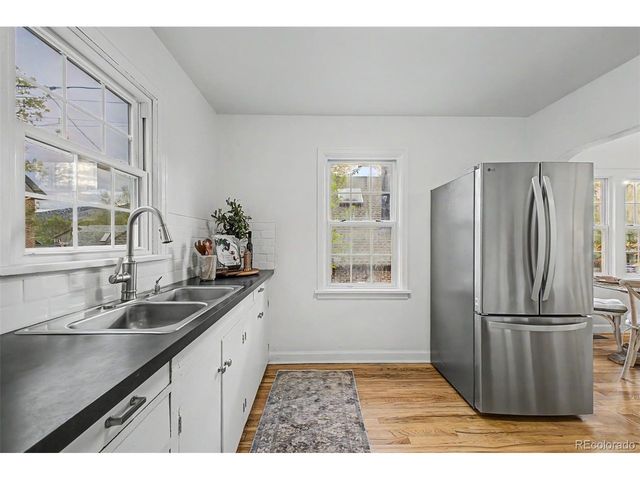 403 18th St, Golden, CO 80401