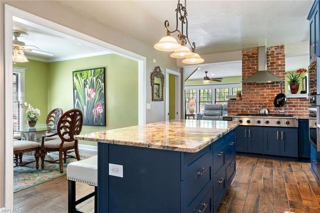 1525 Palm AVE, Fort Myers, FL 33916