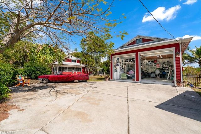 1525 Palm AVE, Fort Myers, FL 33916