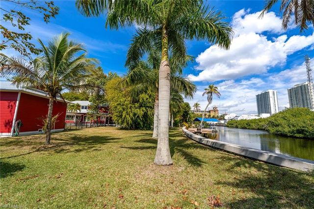 1525 Palm AVE, Fort Myers, FL 33916