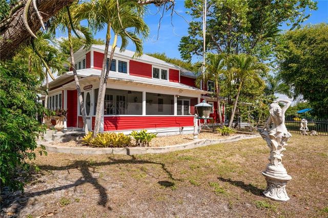 1525 Palm AVE, Fort Myers, FL 33916