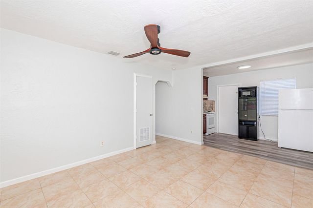 1923 N 23rd Avenue, Hollywood, FL 33020