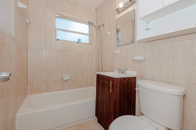 1923 N 23rd Avenue, Hollywood, FL 33020