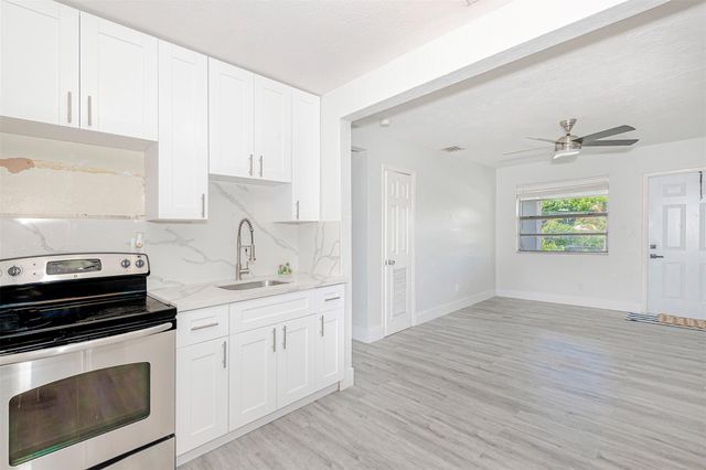 1923 N 23rd Avenue, Hollywood, FL 33020