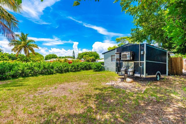 1923 N 23rd Avenue, Hollywood, FL 33020