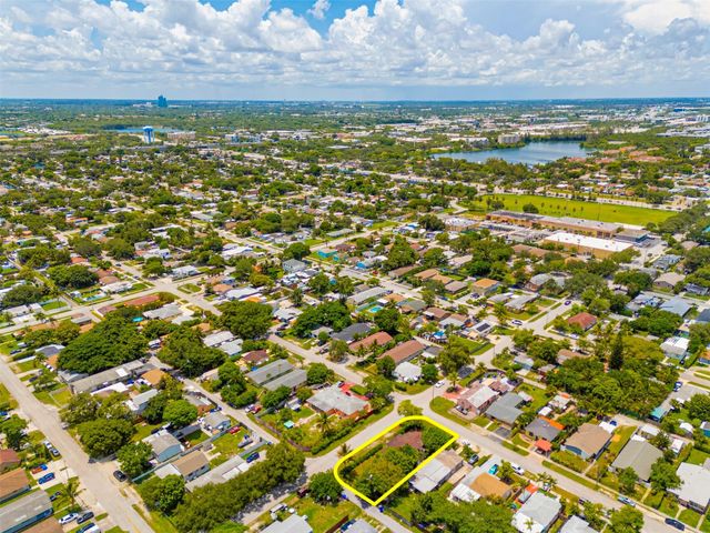 1923 N 23rd Avenue, Hollywood, FL 33020