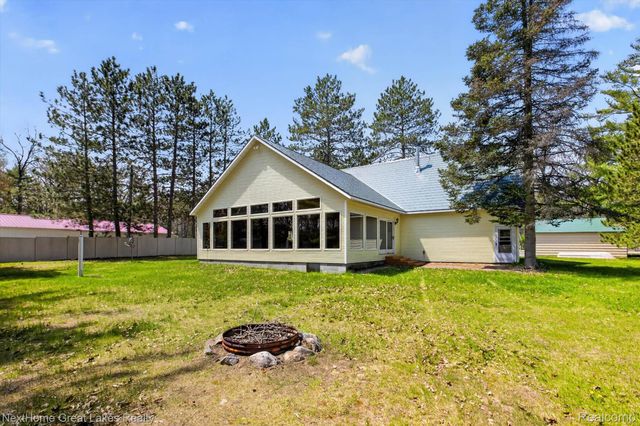 1378 N National City Road, Grant Township, MI 48748