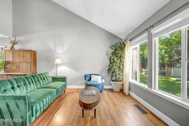 857 Lighthouse Court, Reno, NV 89511