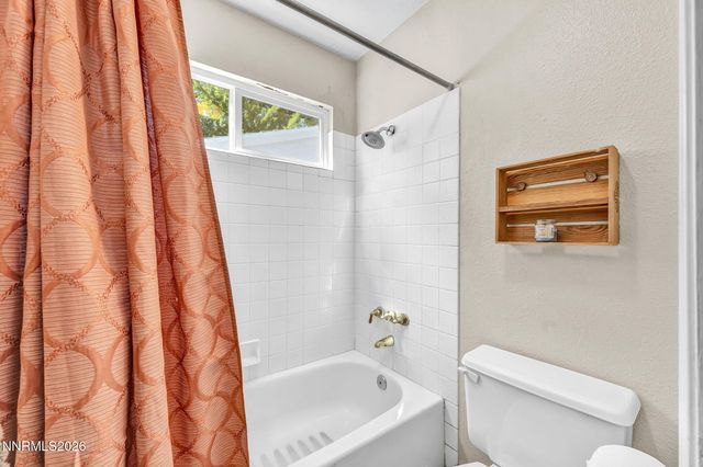 857 Lighthouse Court, Reno, NV 89511