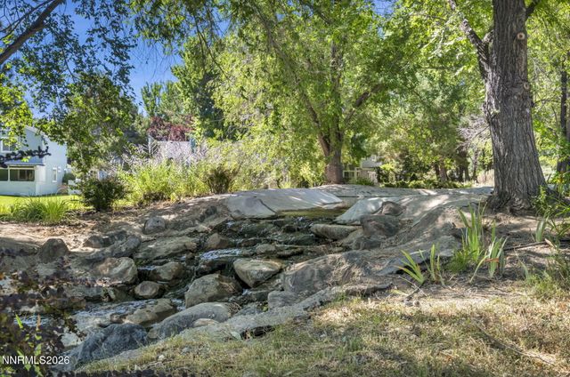 857 Lighthouse Court, Reno, NV 89511