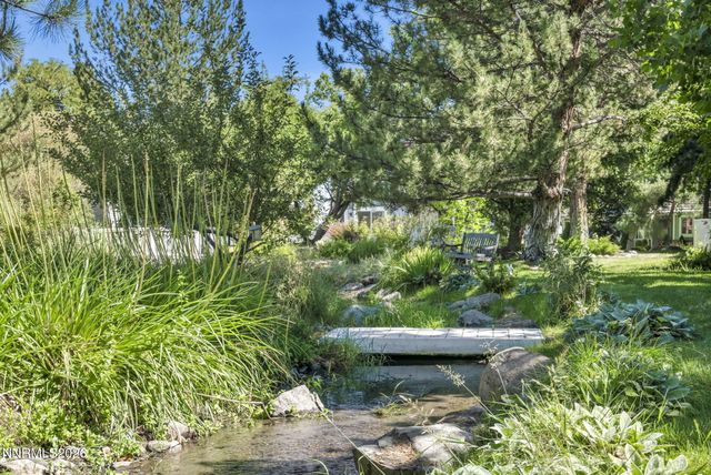 857 Lighthouse Court, Reno, NV 89511