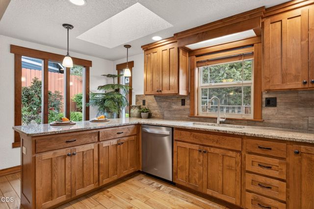 62968 Fresca Street, Bend, OR 97703
