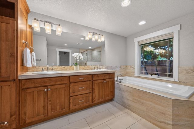 62968 Fresca Street, Bend, OR 97703