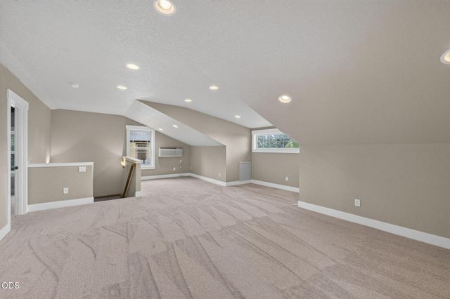 62968 Fresca Street, Bend, OR 97703