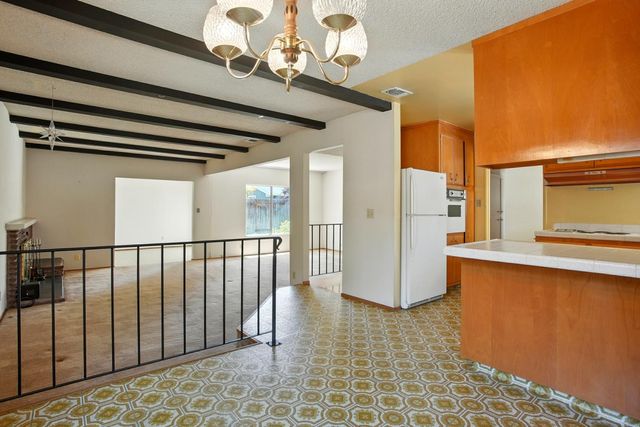 8501 Cliffwood Way, Sacramento, CA 95826