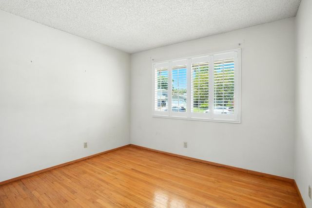 8501 Cliffwood Way, Sacramento, CA 95826