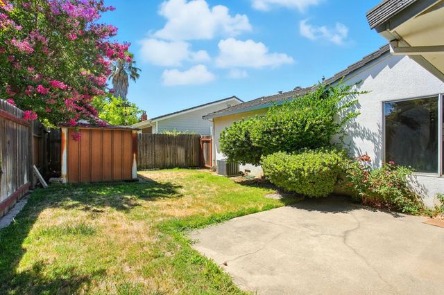 8501 Cliffwood Way, Sacramento, CA 95826