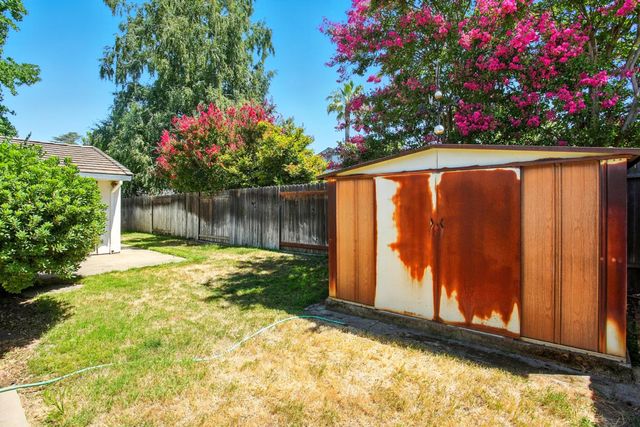 8501 Cliffwood Way, Sacramento, CA 95826