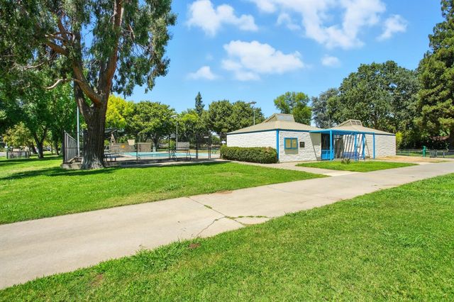 8501 Cliffwood Way, Sacramento, CA 95826