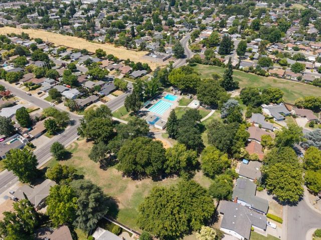 8501 Cliffwood Way, Sacramento, CA 95826