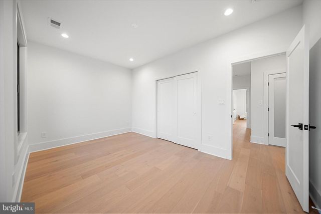 2100 S NELSON ST, Arlington, VA 22204