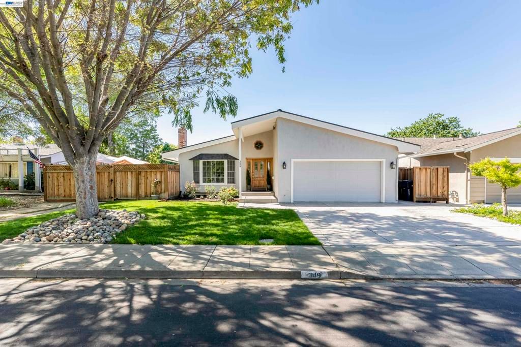 Image 1 of property listing at 349 Ann Ct, Livermore, CA 94550