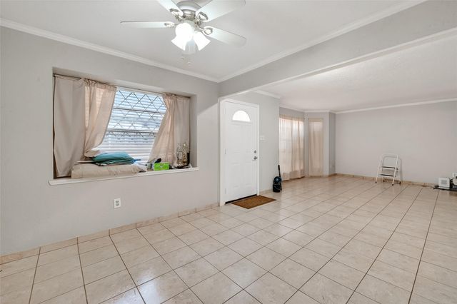 3834 Willow Springs Lane, Houston, TX 77080