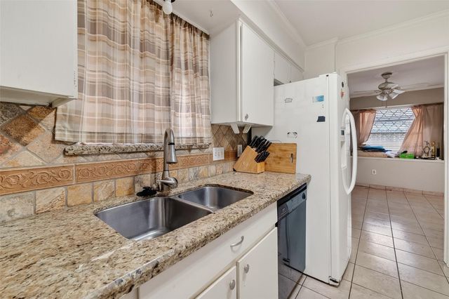 3834 Willow Springs Lane, Houston, TX 77080