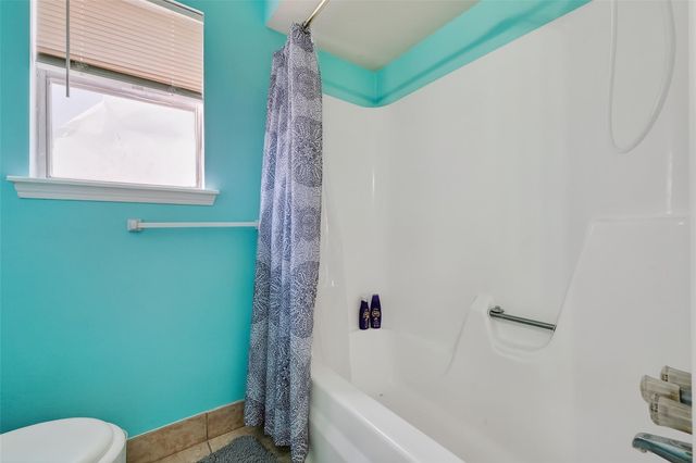 3834 Willow Springs Lane, Houston, TX 77080