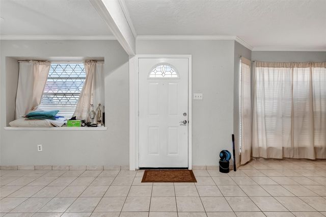 3834 Willow Springs Lane, Houston, TX 77080