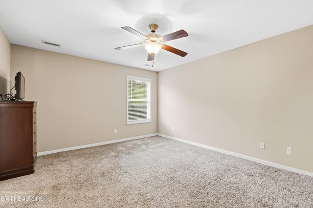 1230 Peake Lane, Knoxville, TN 37922